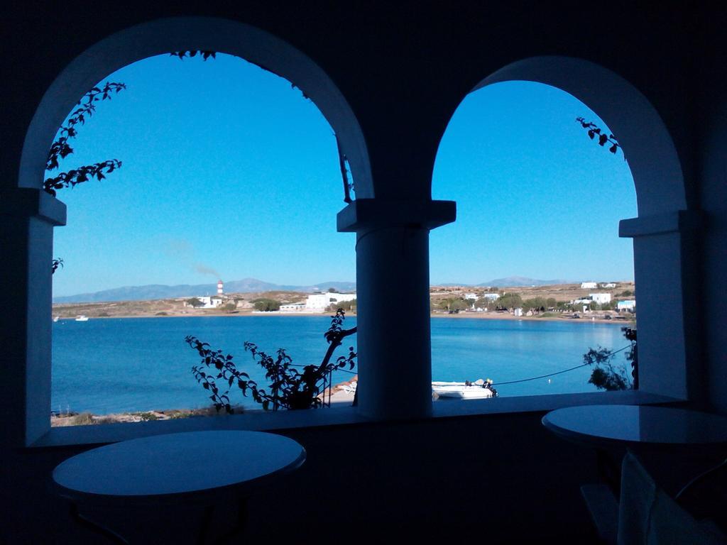Bocamviglies By The Sea Hotell Náousa Exteriör bild