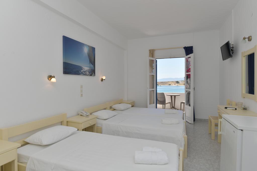 Bocamviglies By The Sea Hotell Náousa Exteriör bild