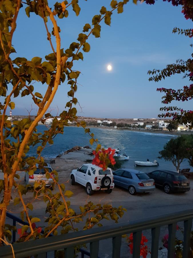 Bocamviglies By The Sea Hotell Náousa Exteriör bild